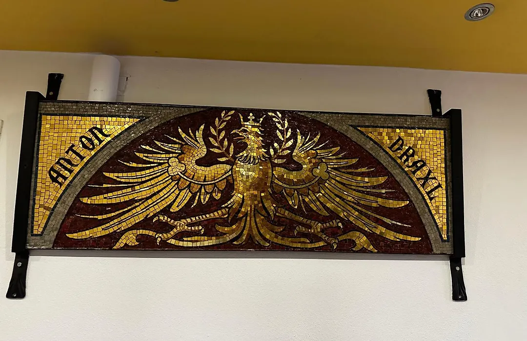 Goldener Adler-1